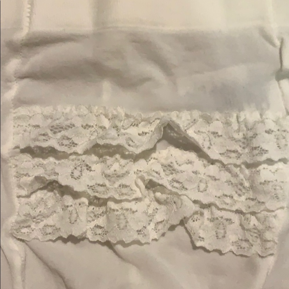 Ruffled tights baby girl